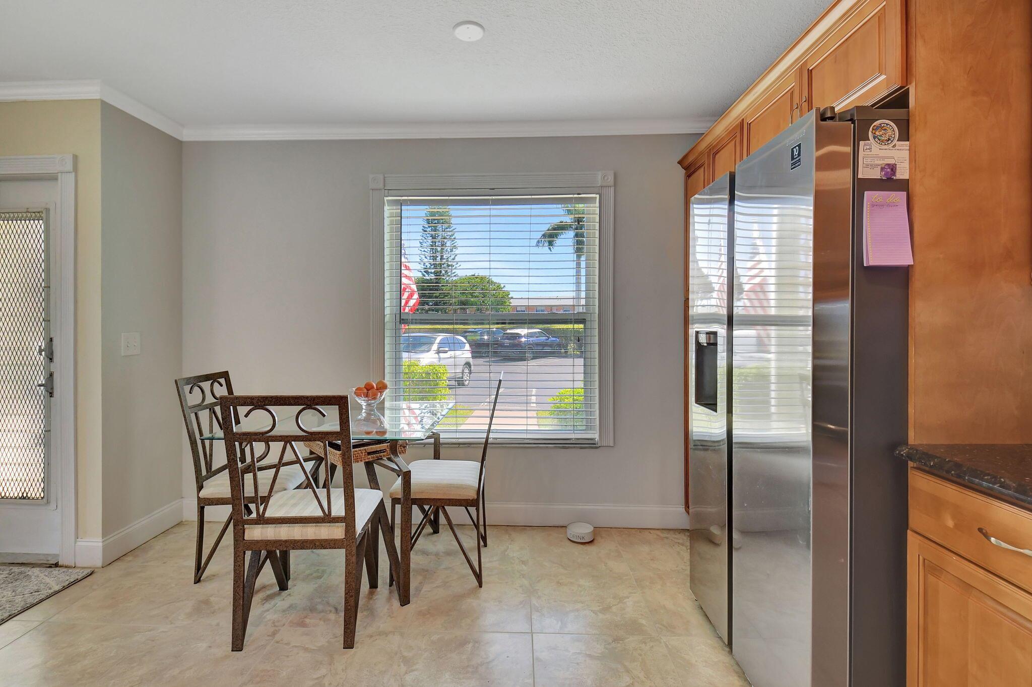 1935 NW 18th Street 104