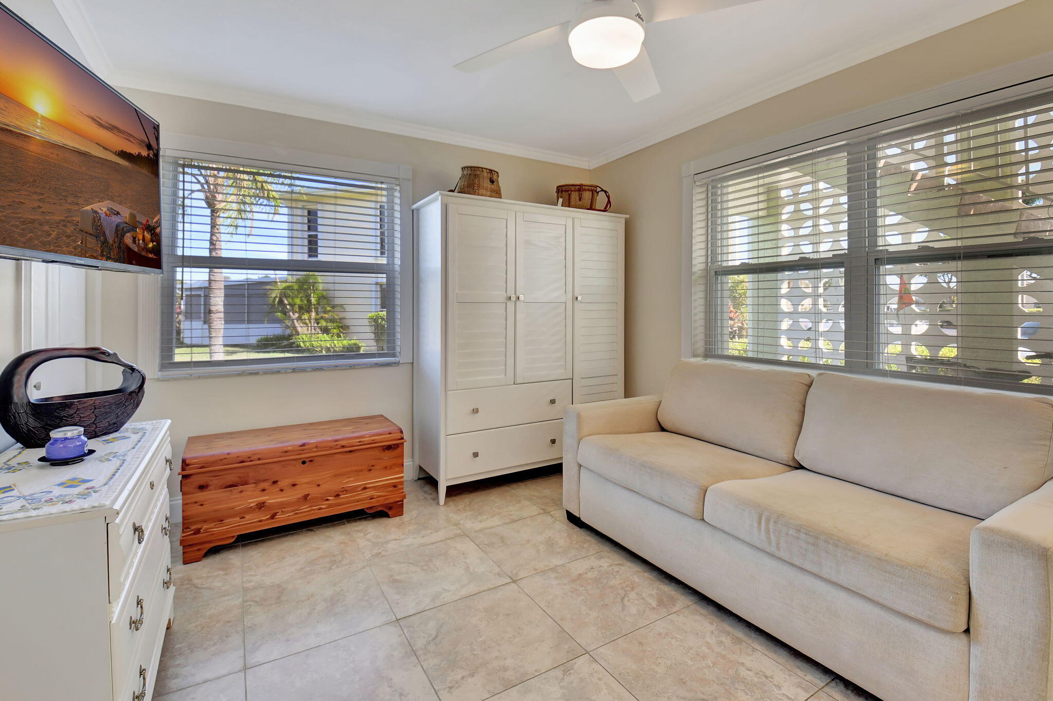 1935 NW 18th Street 104