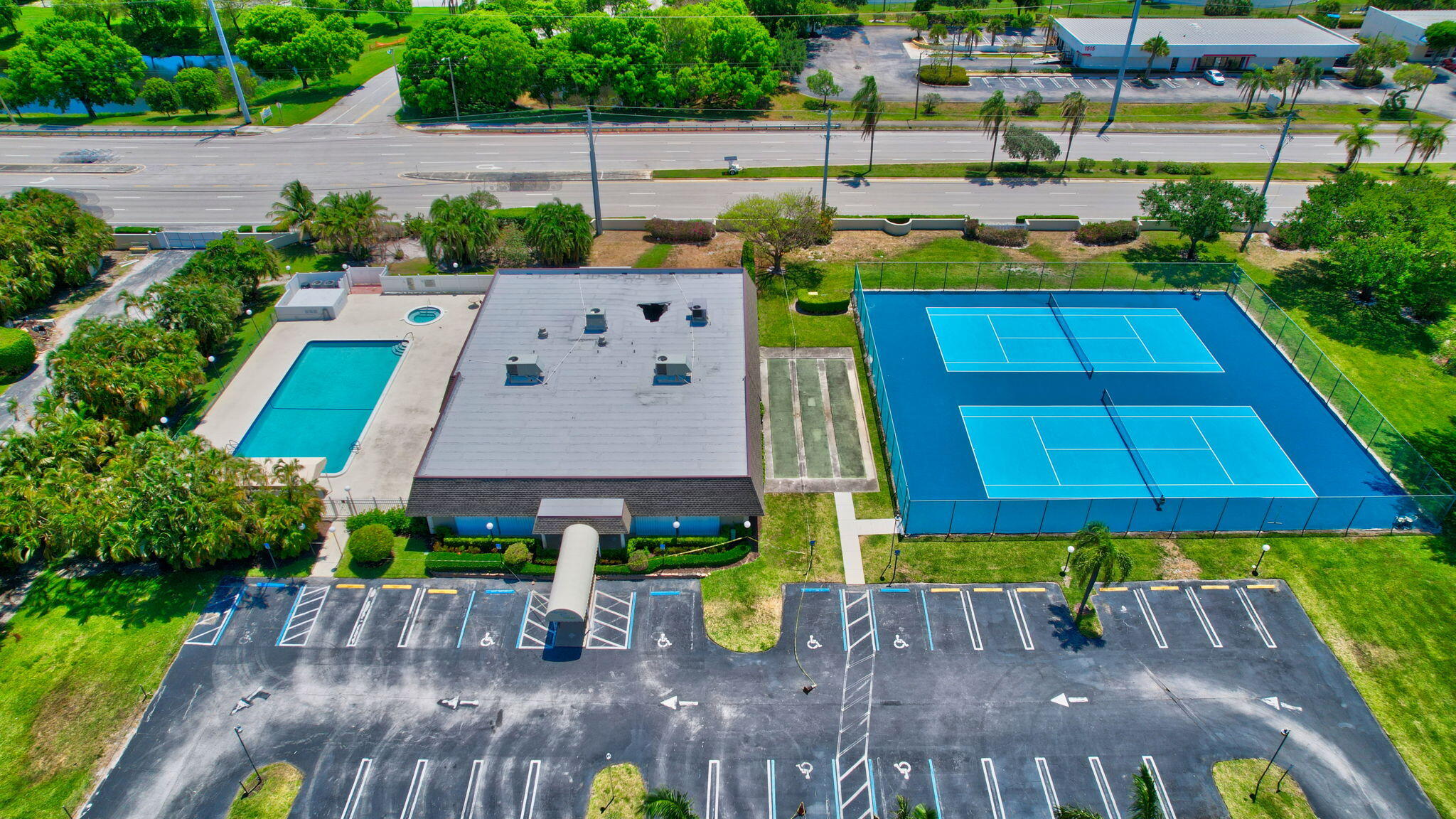1935 NW 18th Street 104