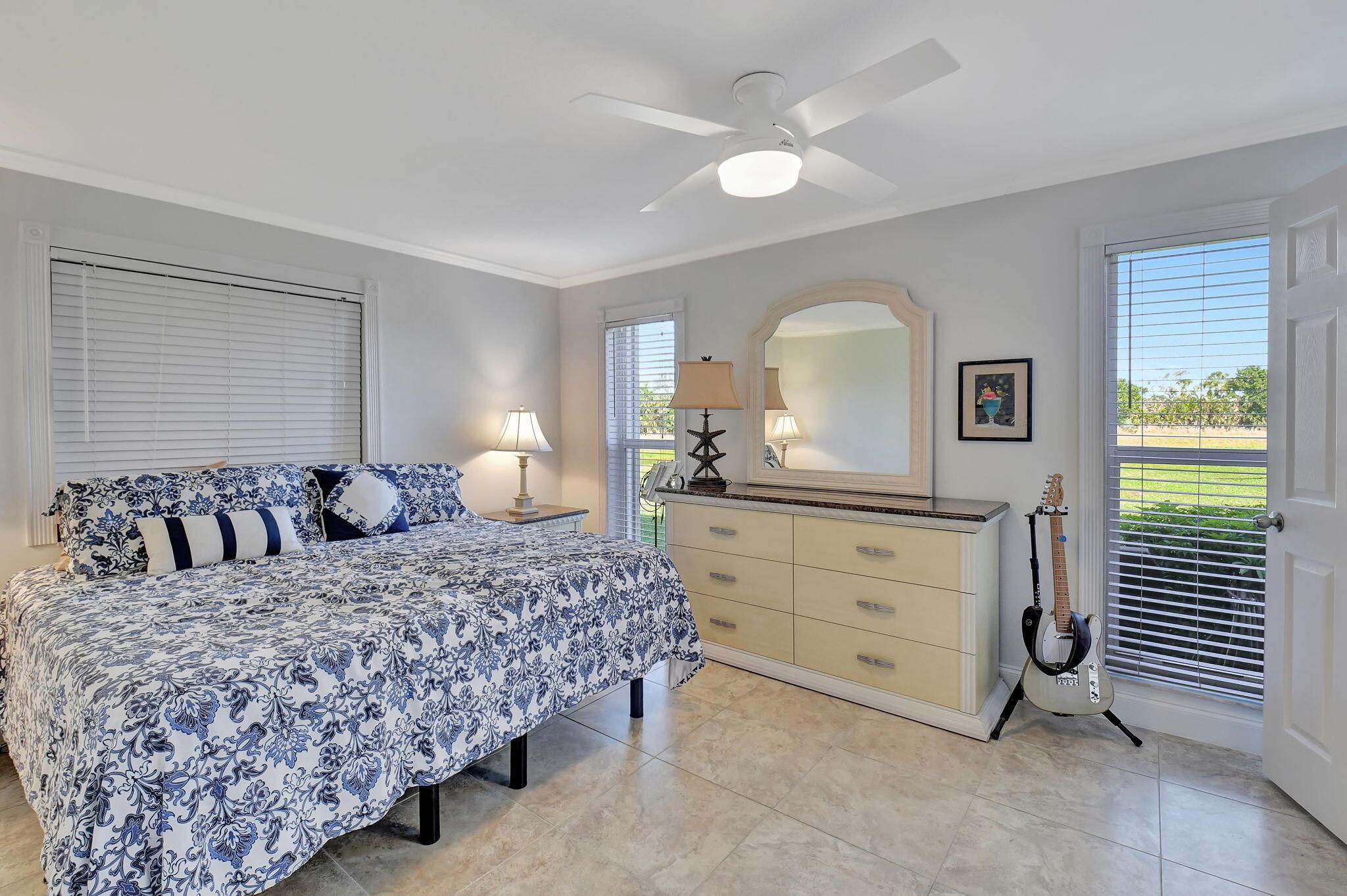 1935 NW 18th Street 104