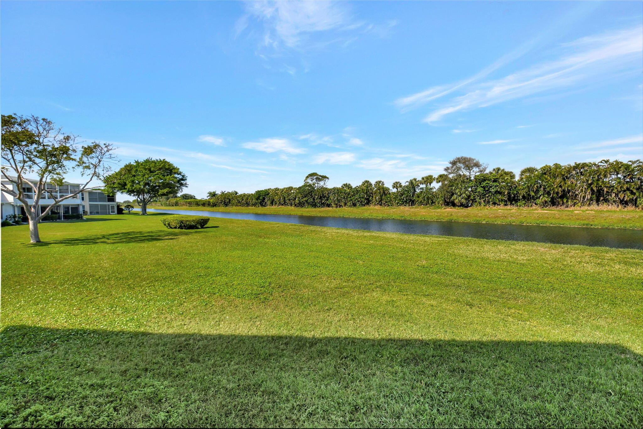 1935 NW 18th Street 104