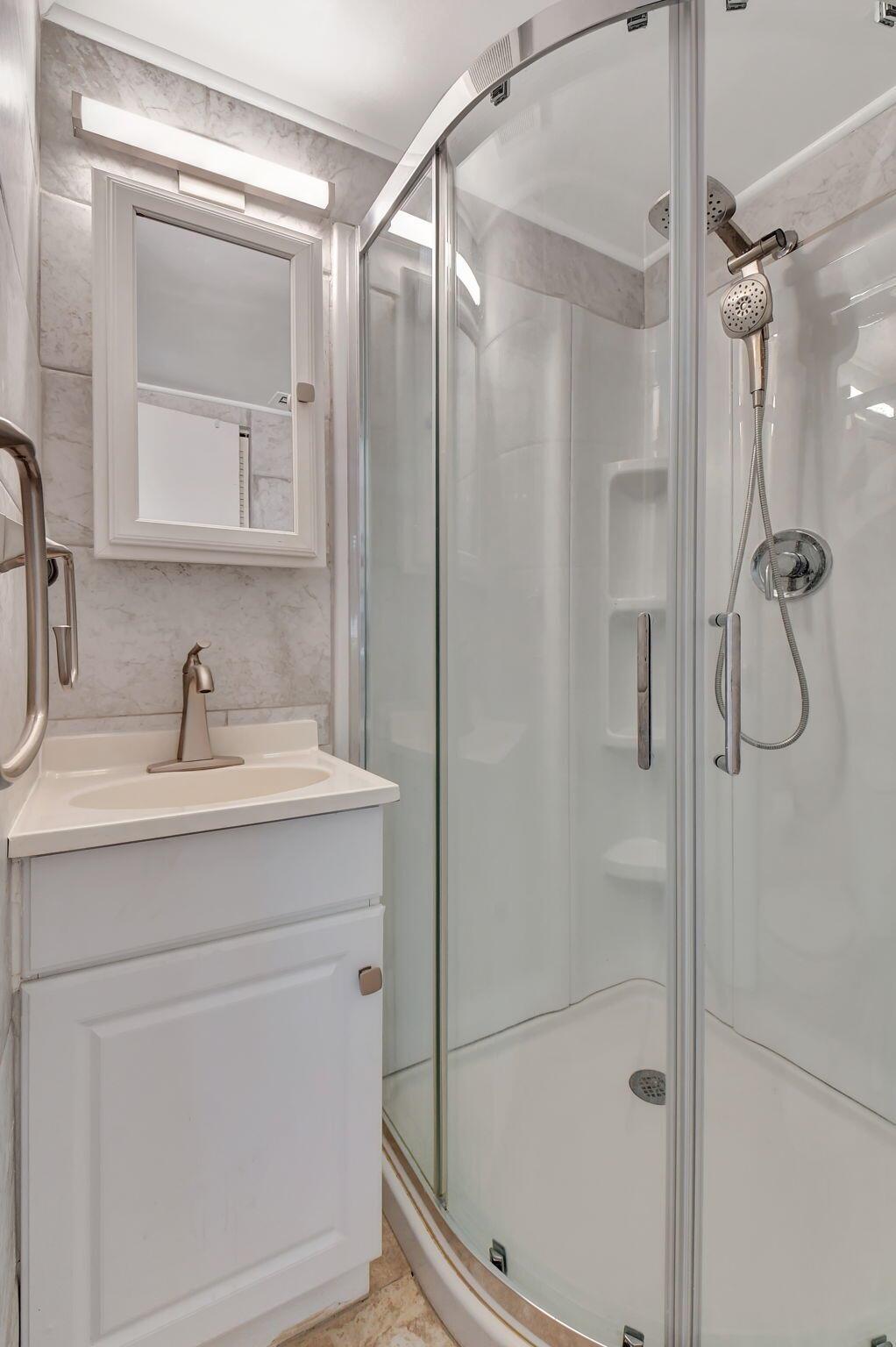 1935 NW 18th Street 104