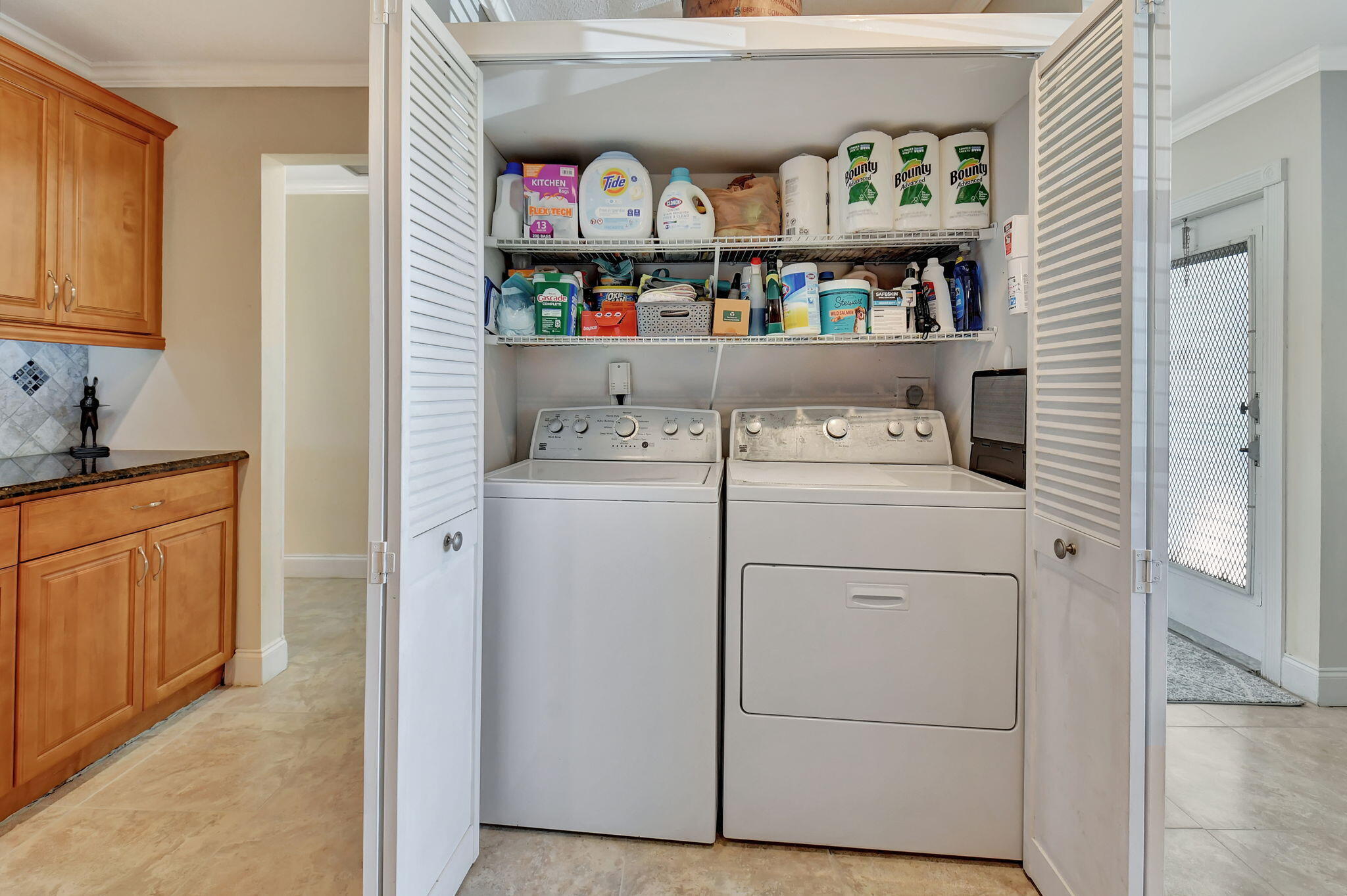 1935 NW 18th Street 104