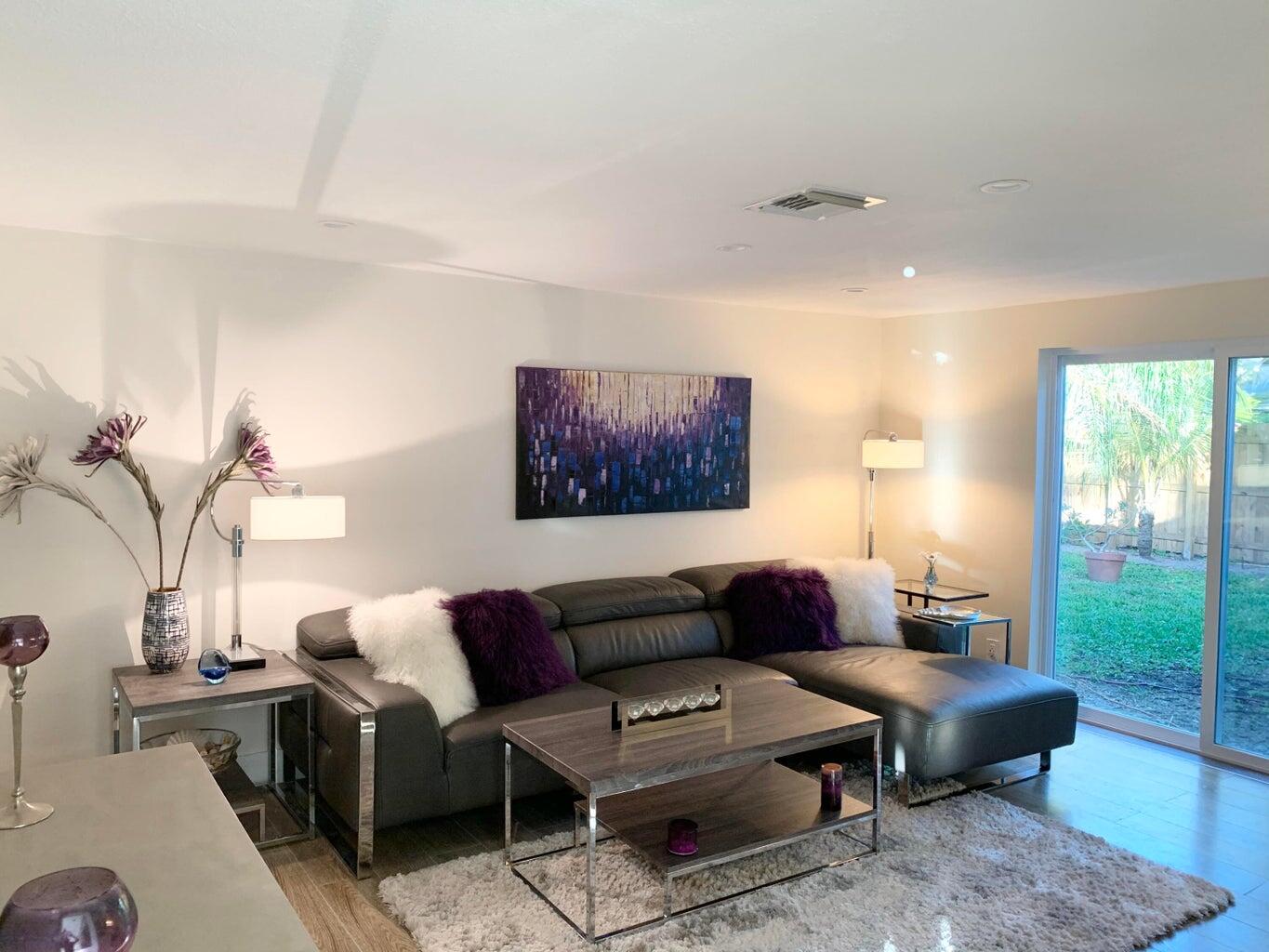 275 NE 16th Street