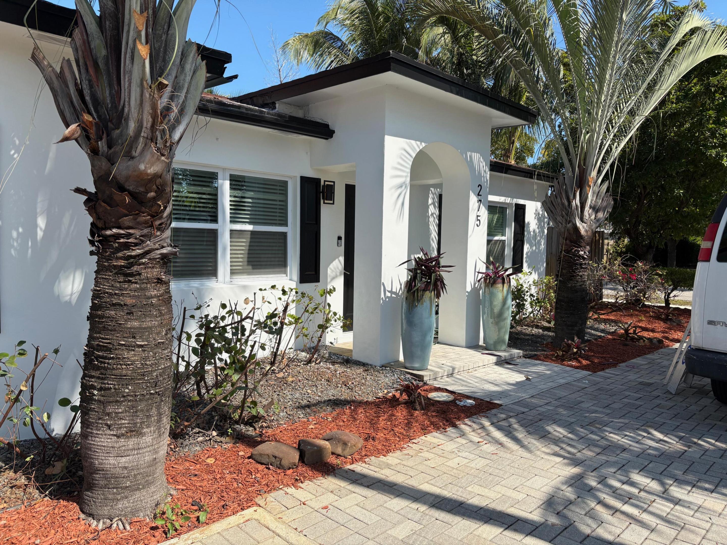 275 NE 16th Street