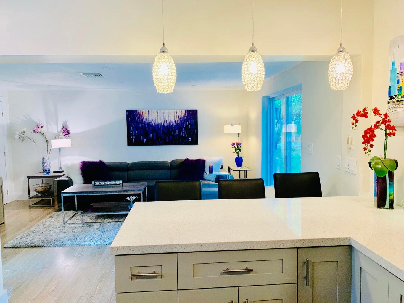 275 NE 16th Street