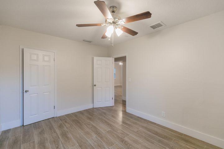 275 NE 16th Street
