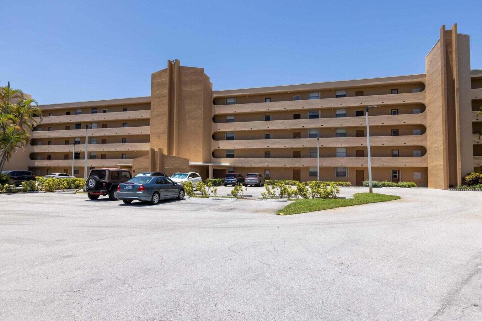 299 NW 52nd Terrace 118