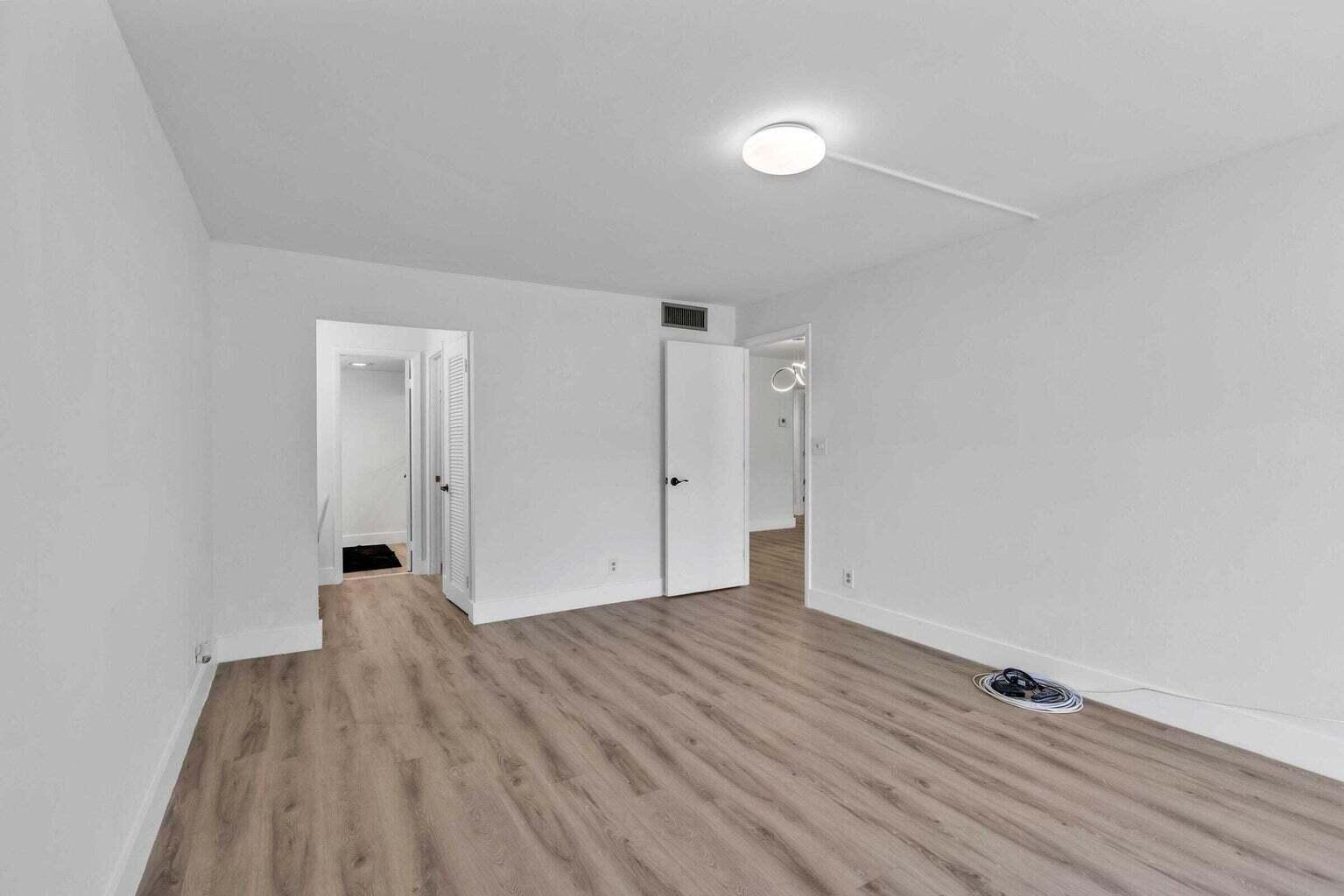 299 NW 52nd Terrace 118