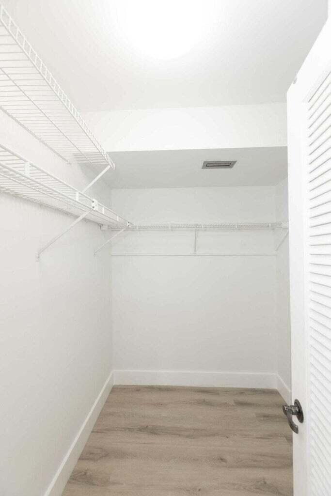 299 NW 52nd Terrace 118