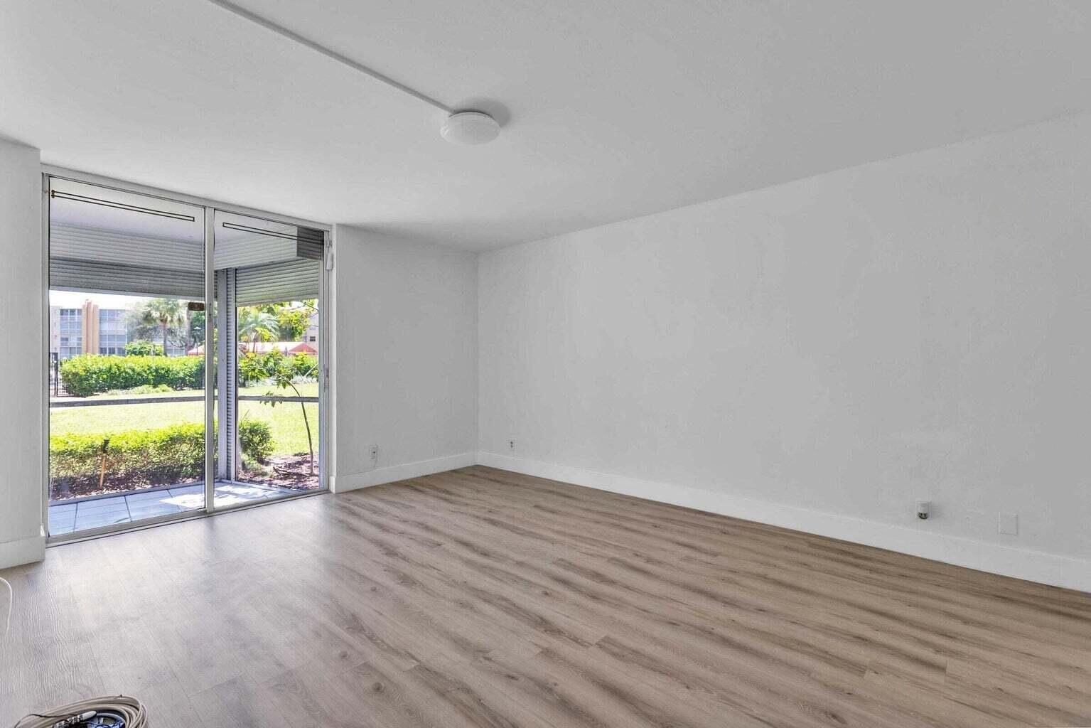 299 NW 52nd Terrace 118