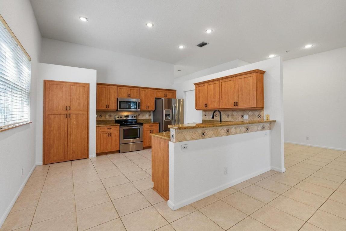 5346 Vallejo Ter Terrace, Delray Beach