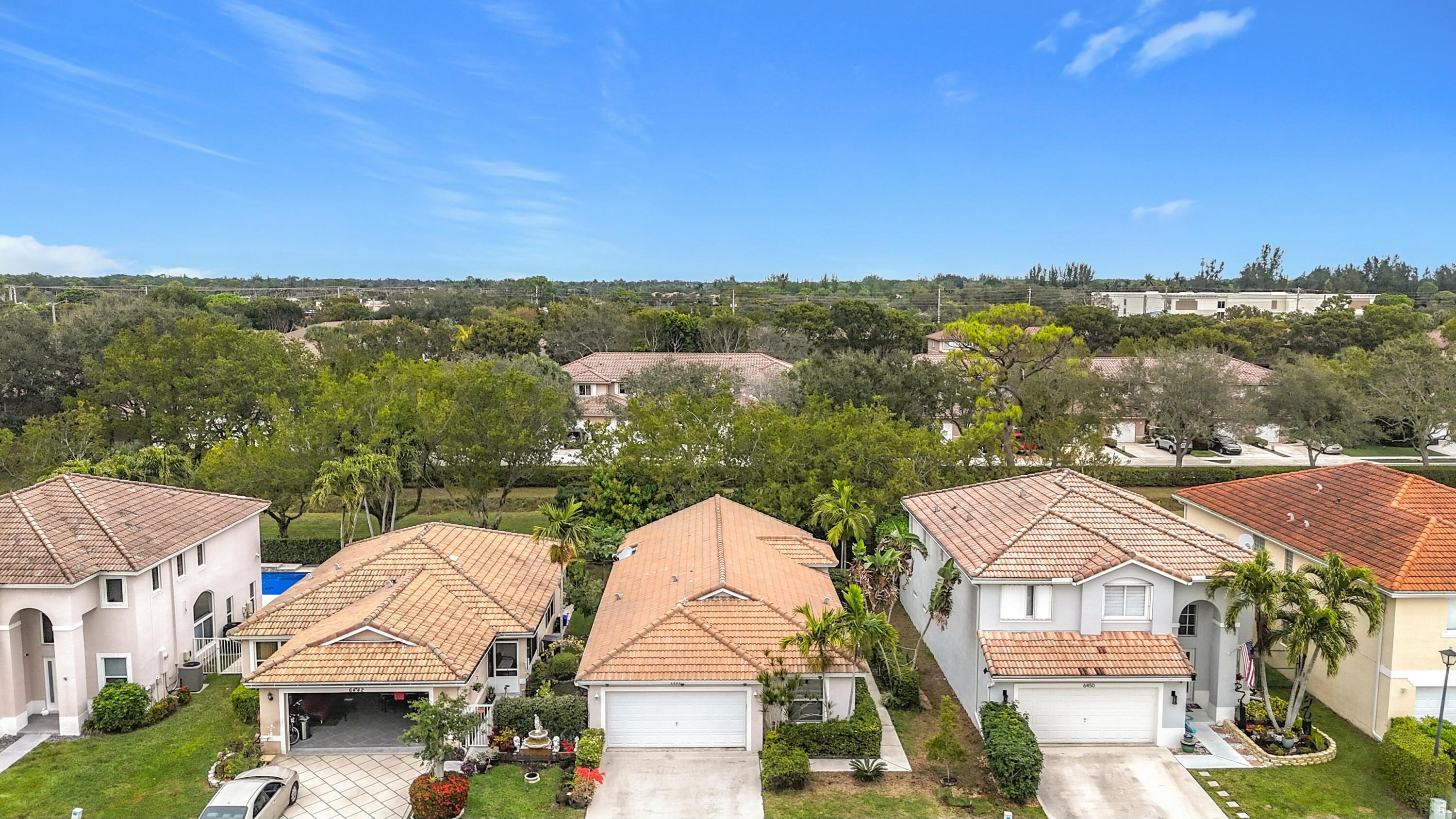 6446 Willoughby Circle