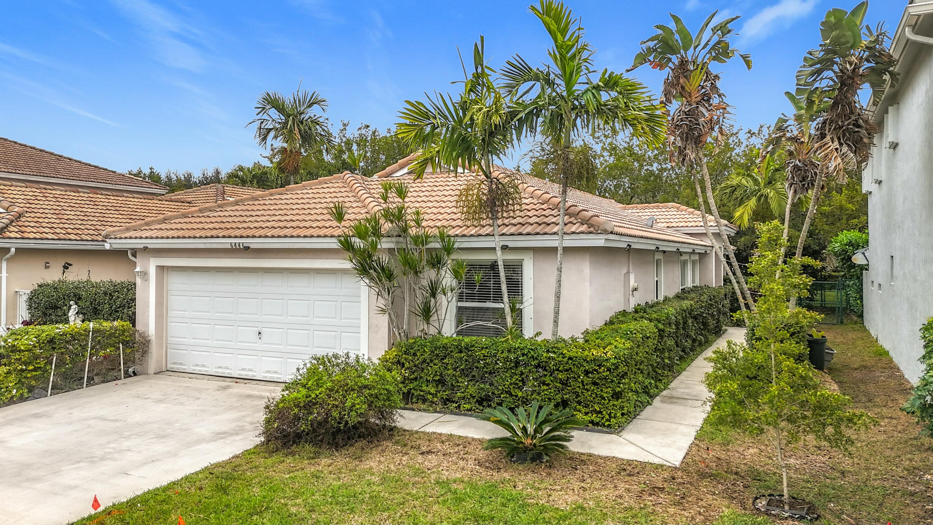 6446 Willoughby Circle