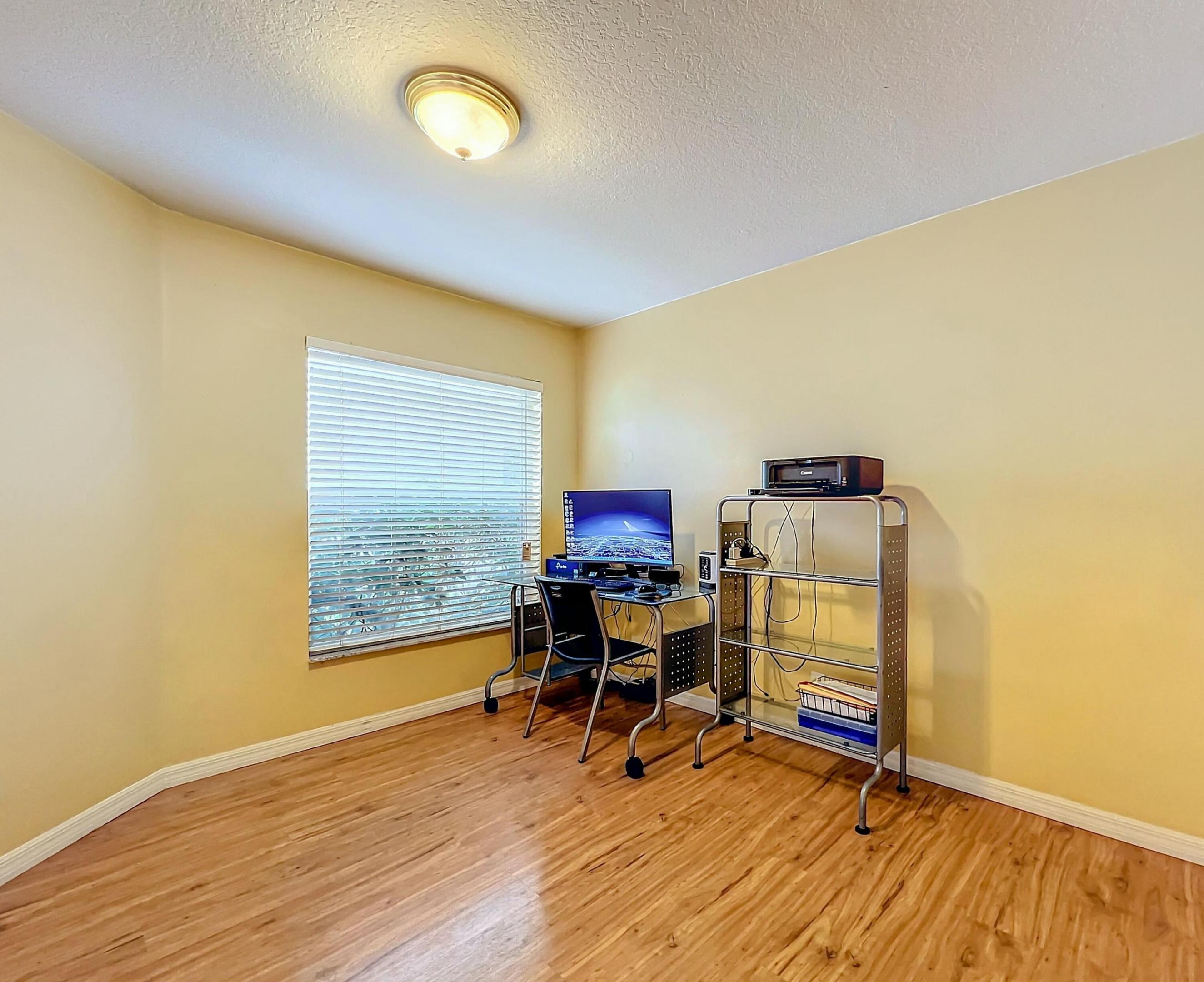 6446 Willoughby Circle