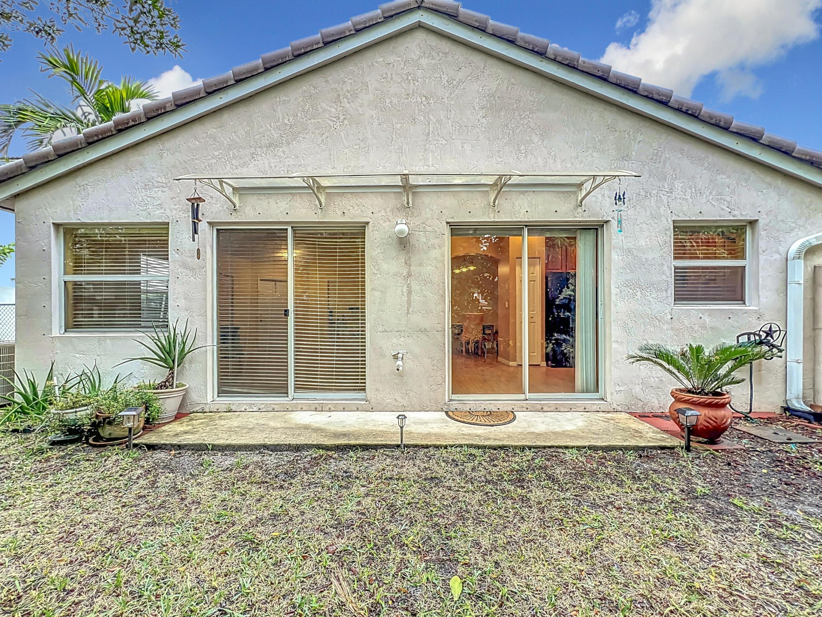 6446 Willoughby Circle