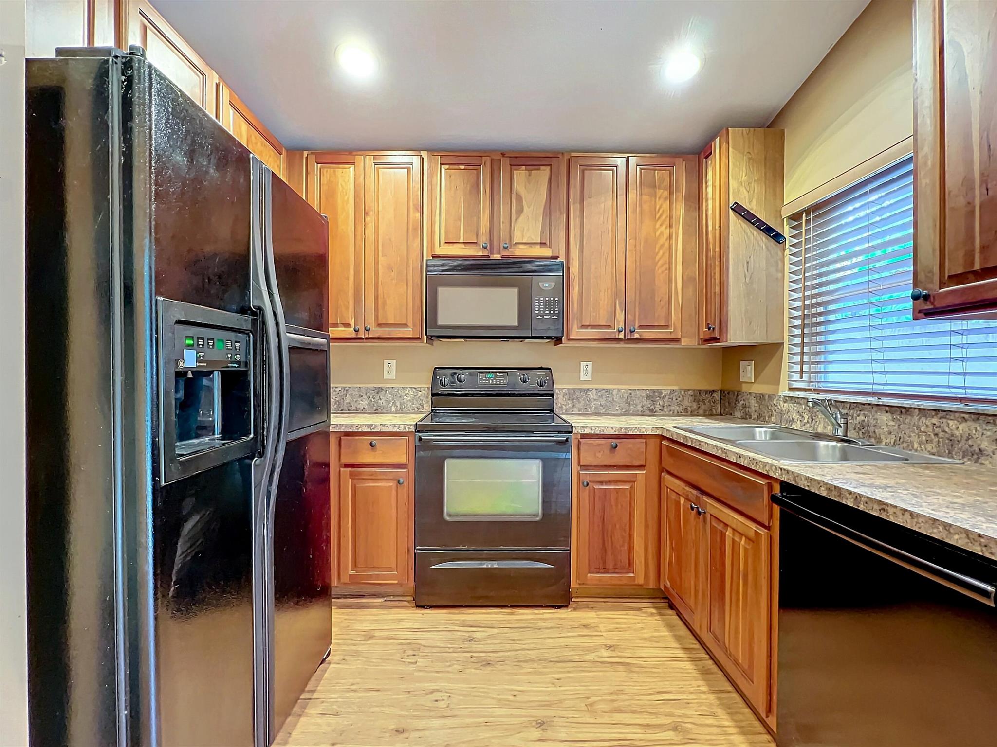 6446 Willoughby Circle