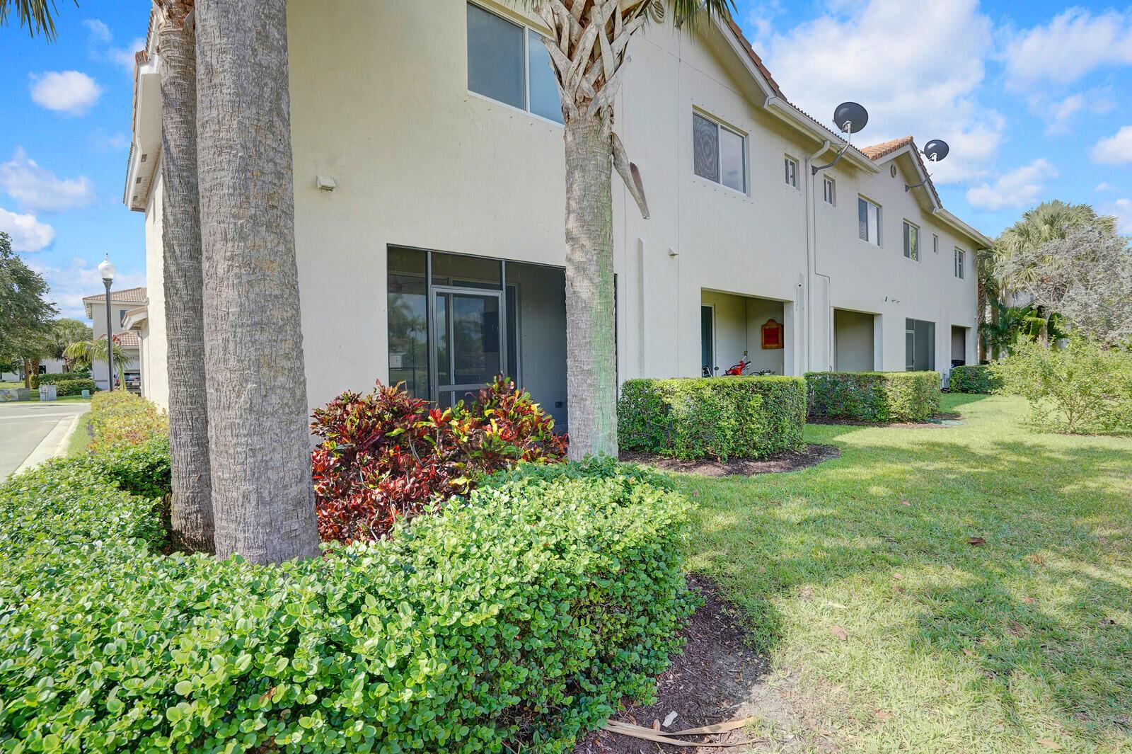 1101 Vermilion Drive