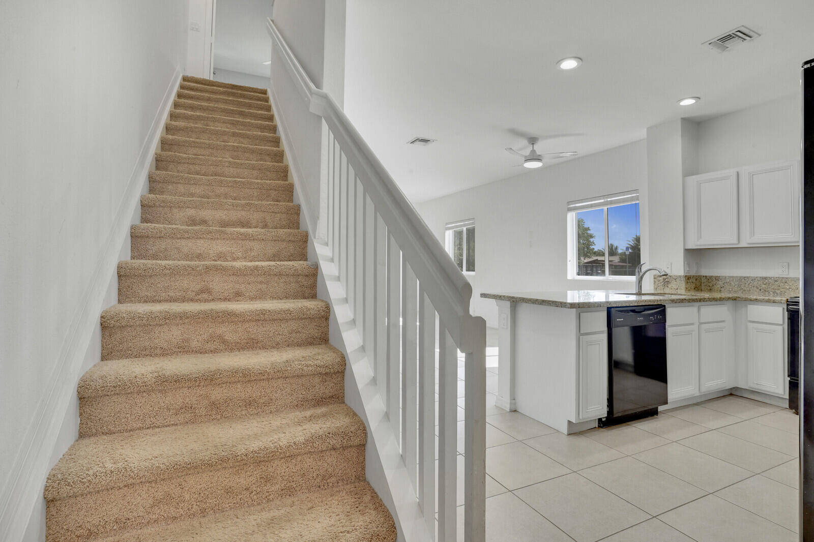 1101 Vermilion Drive