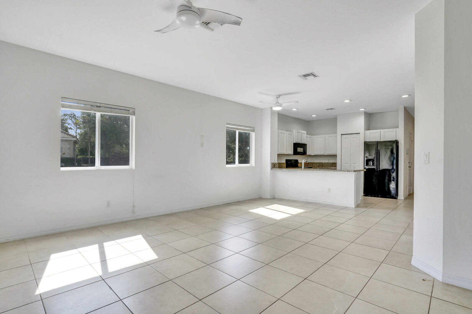 1101 Vermilion Drive