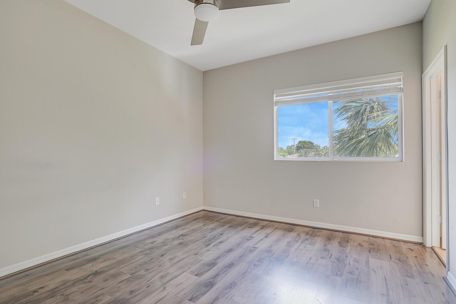 1101 Vermilion Drive