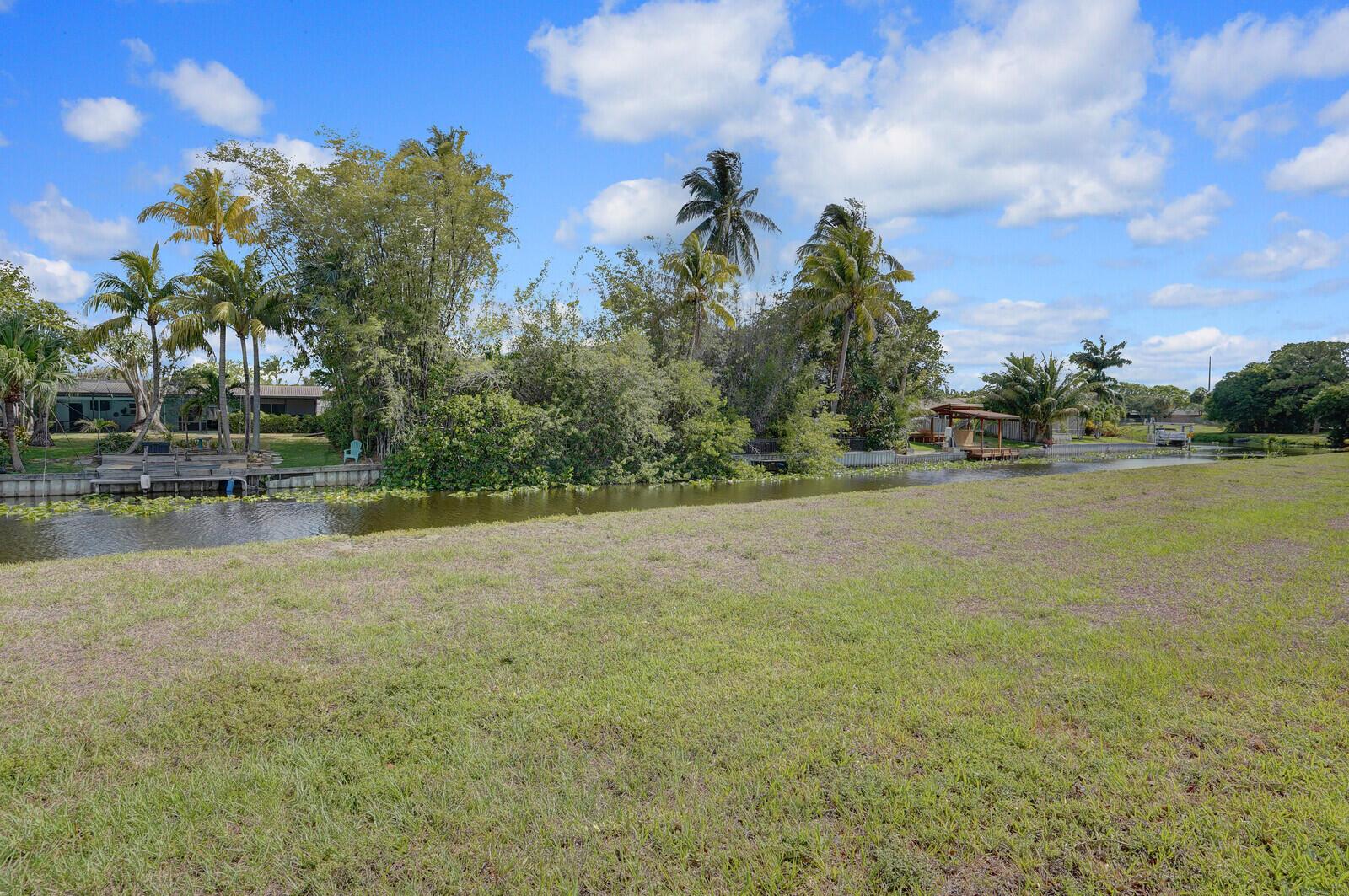1101 Vermilion Drive