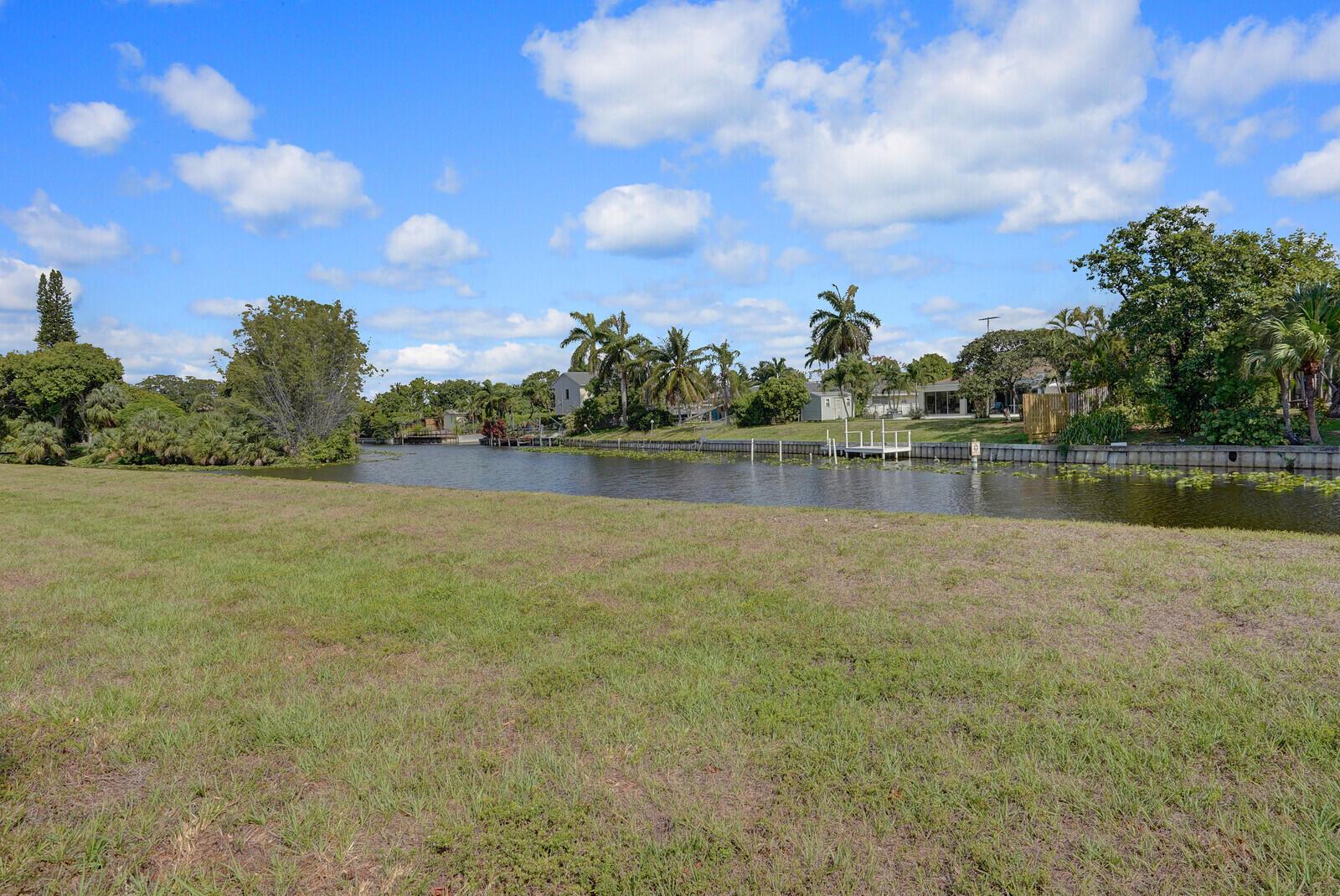 1101 Vermilion Drive