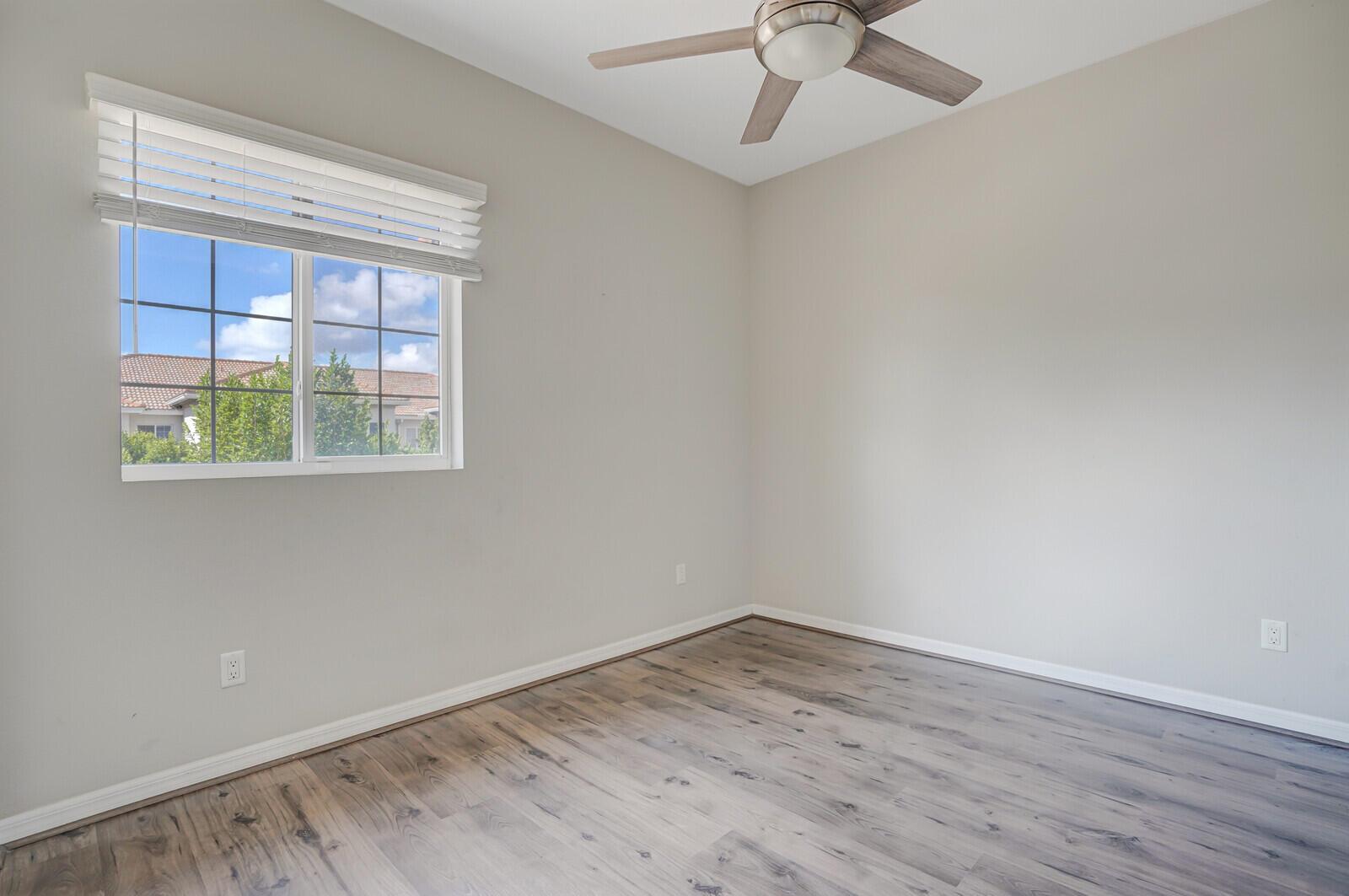 1101 Vermilion Drive