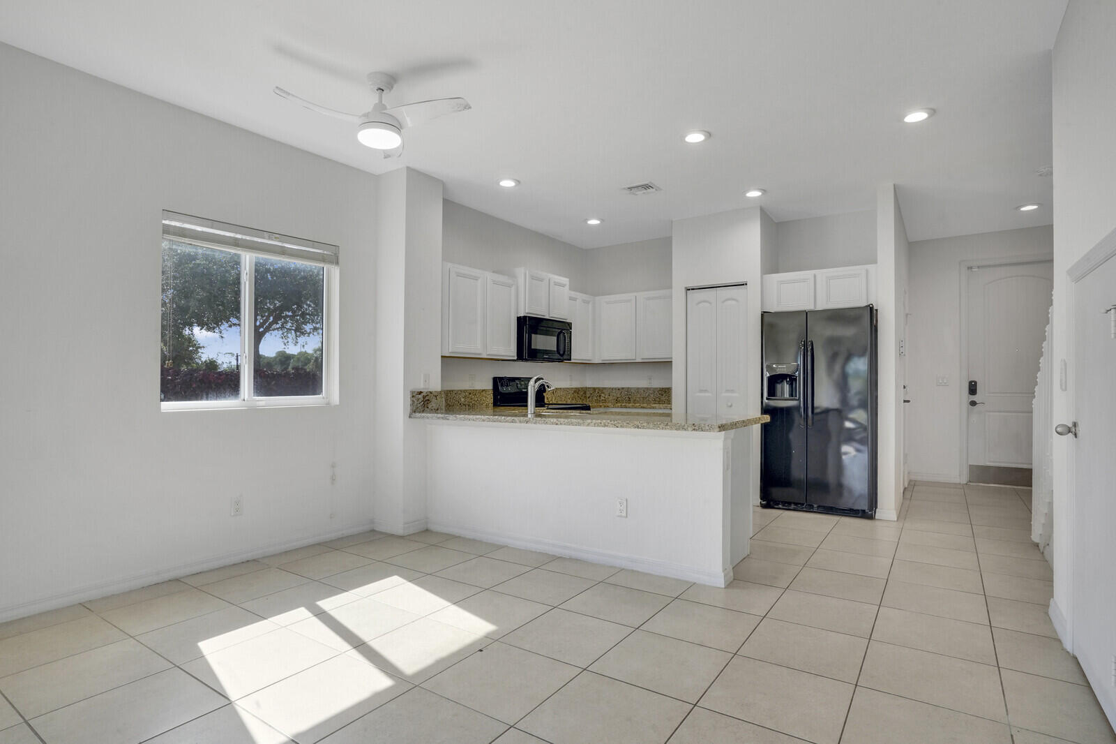1101 Vermilion Drive