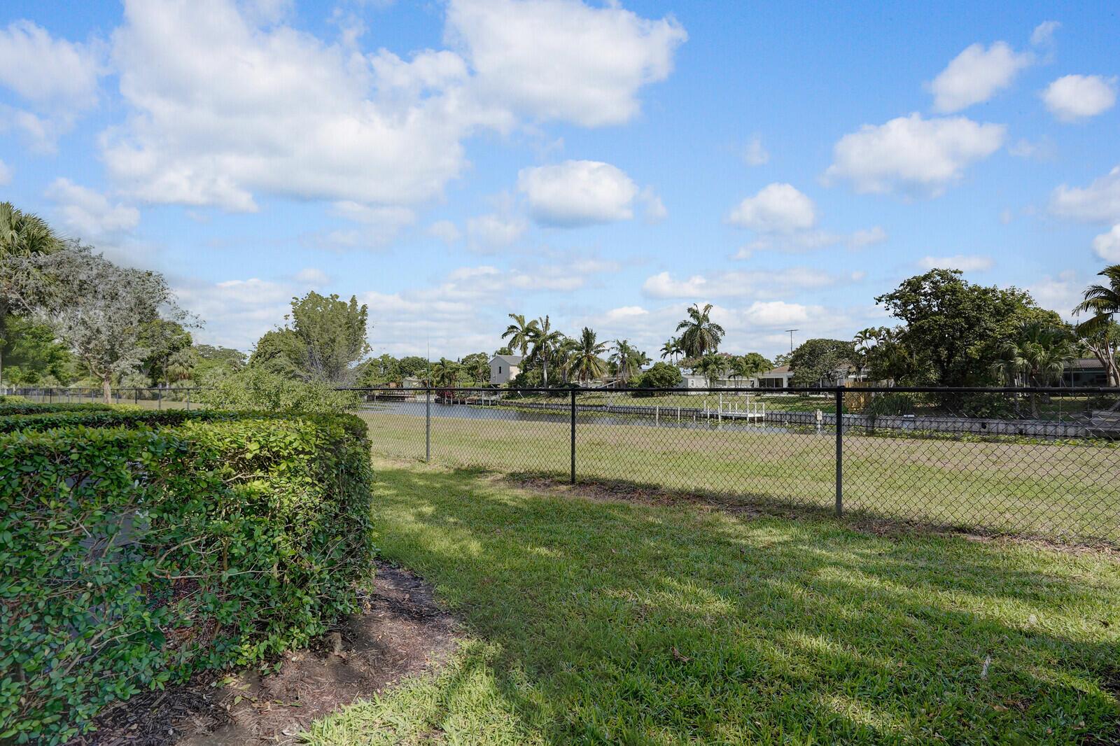 1101 Vermilion Drive
