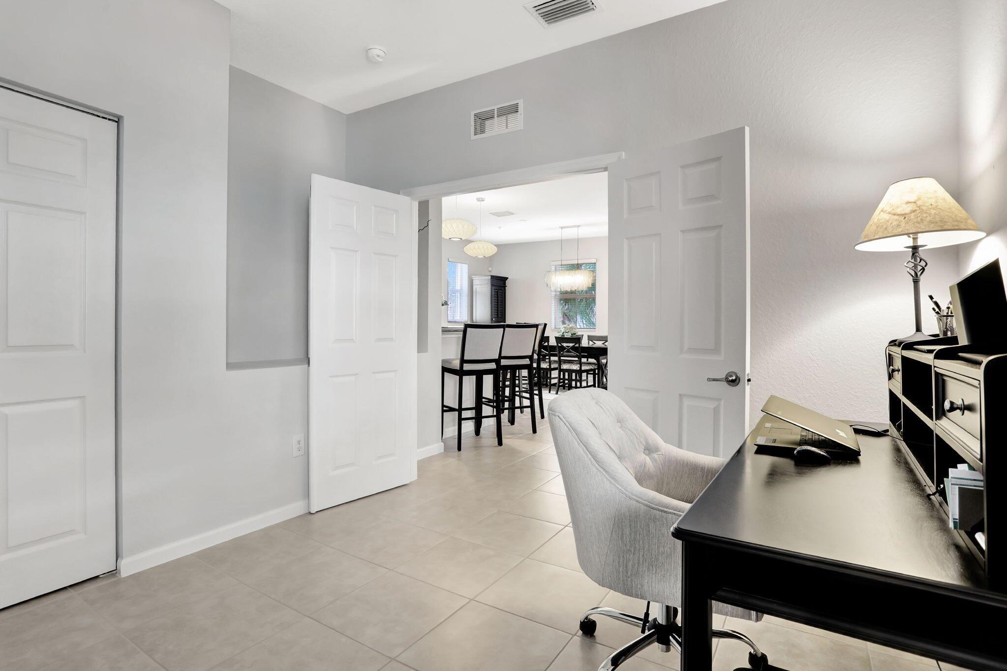 4720 Mimosa Place 904
