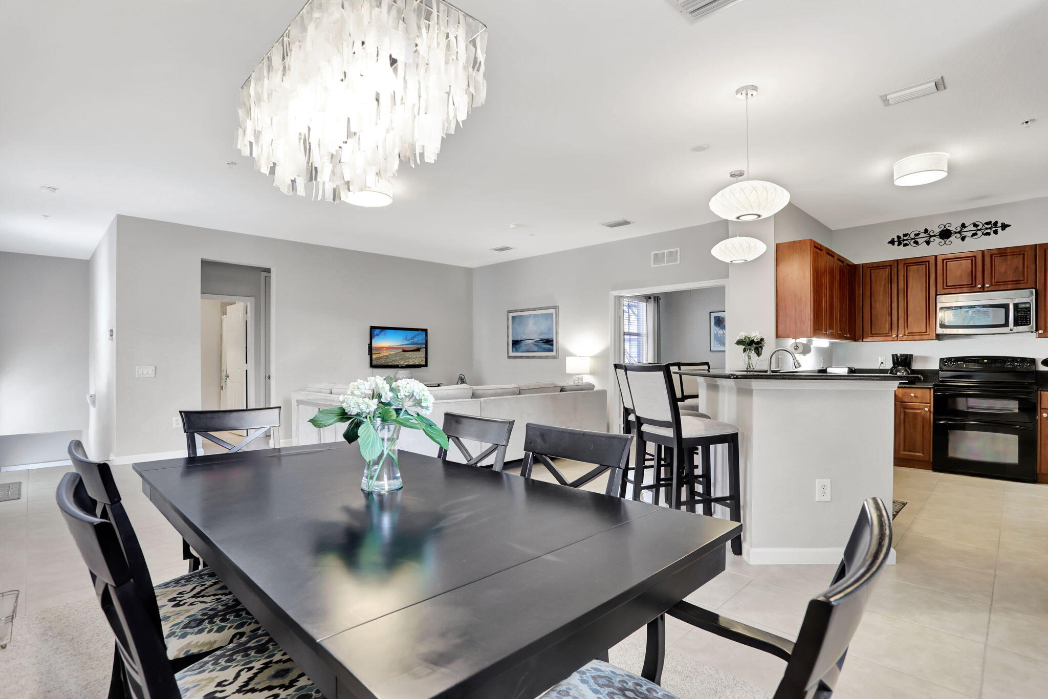 4720 Mimosa Place 904