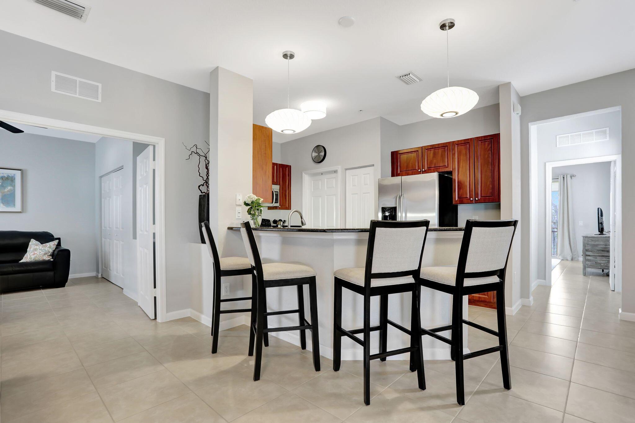 4720 Mimosa Place 904