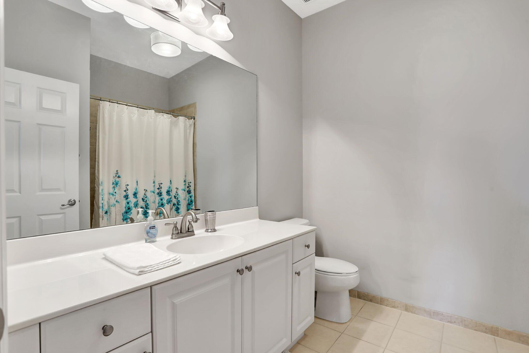 4720 Mimosa Place 904