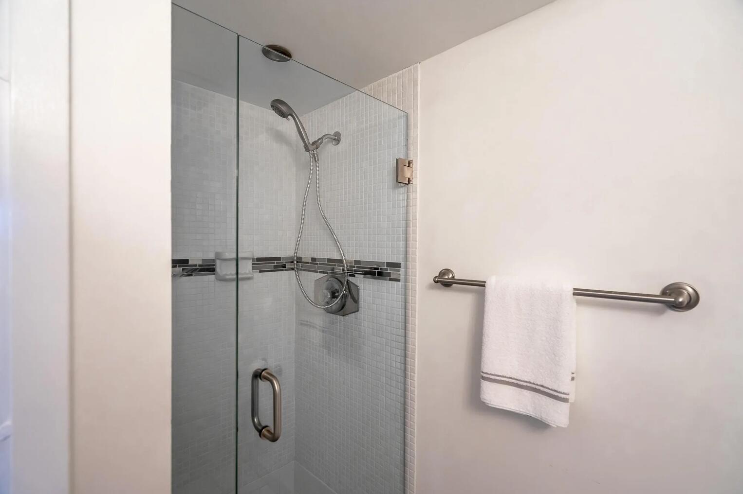 253 Tuscany E