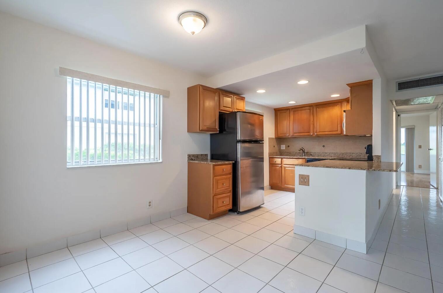 253 Tuscany E