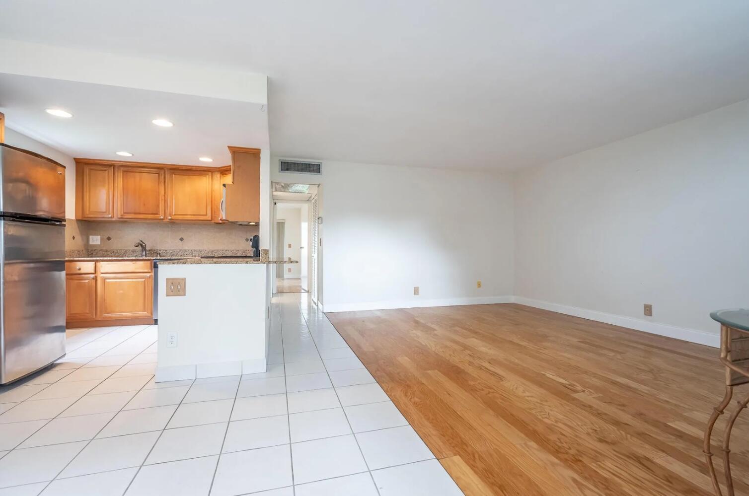 253 Tuscany E