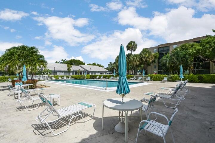 5340 NW 2nd Avenue 226