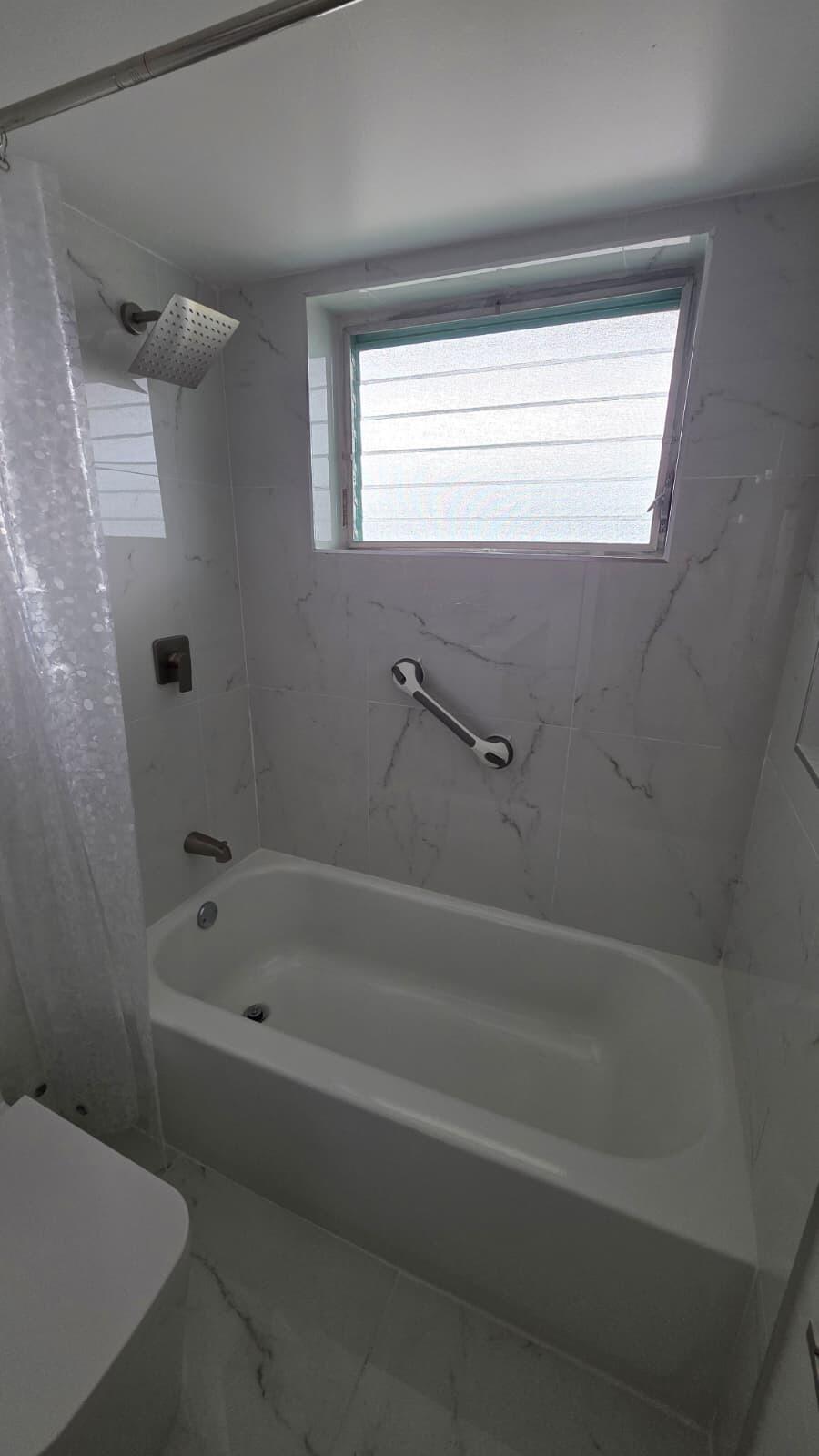 1690 NE 191 Street 409-1