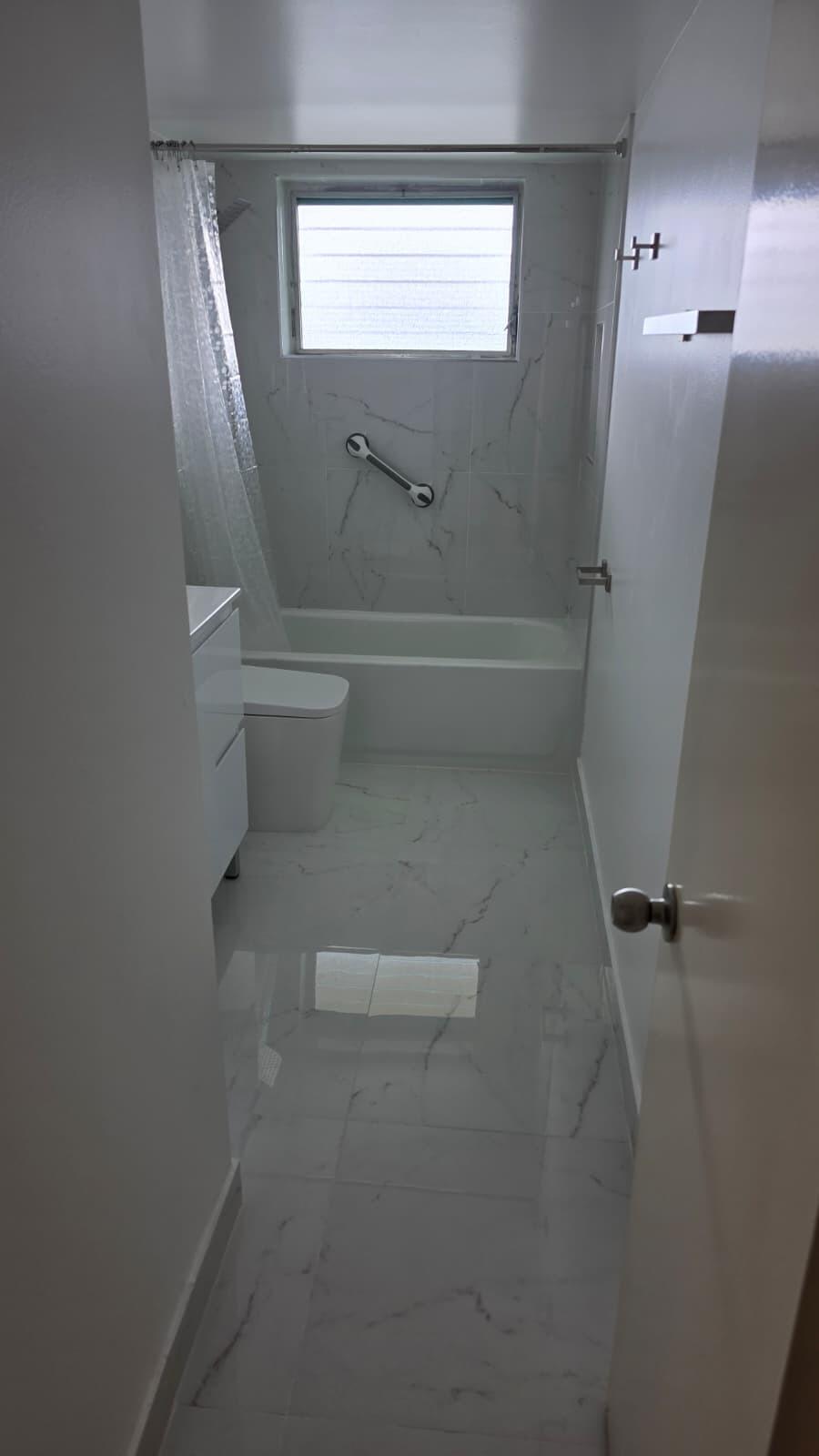 1690 NE 191 Street 409-1