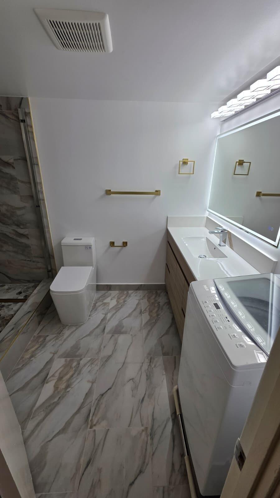 1690 NE 191 Street 409-1