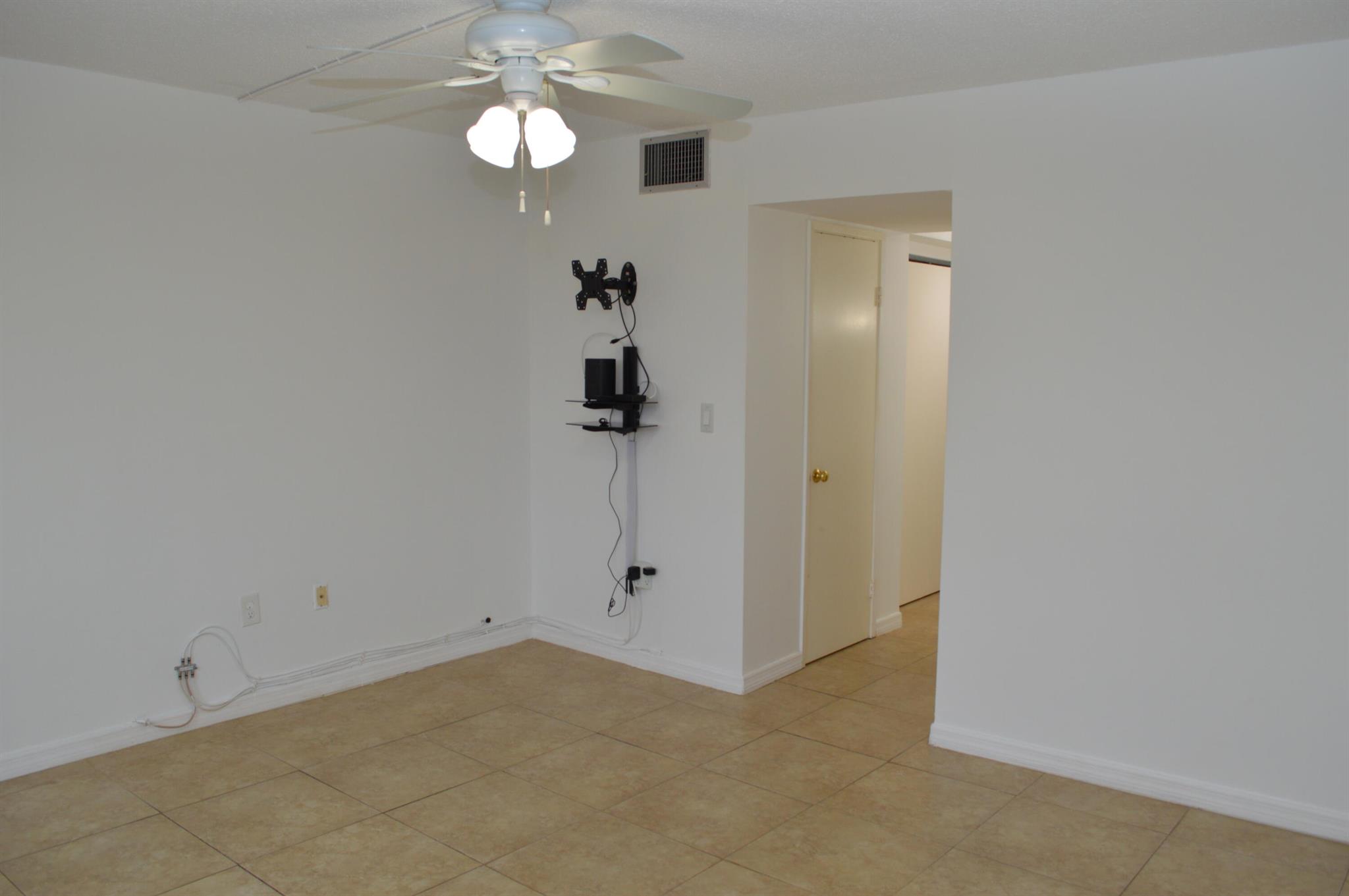 1690 NE 191 Street 409-1