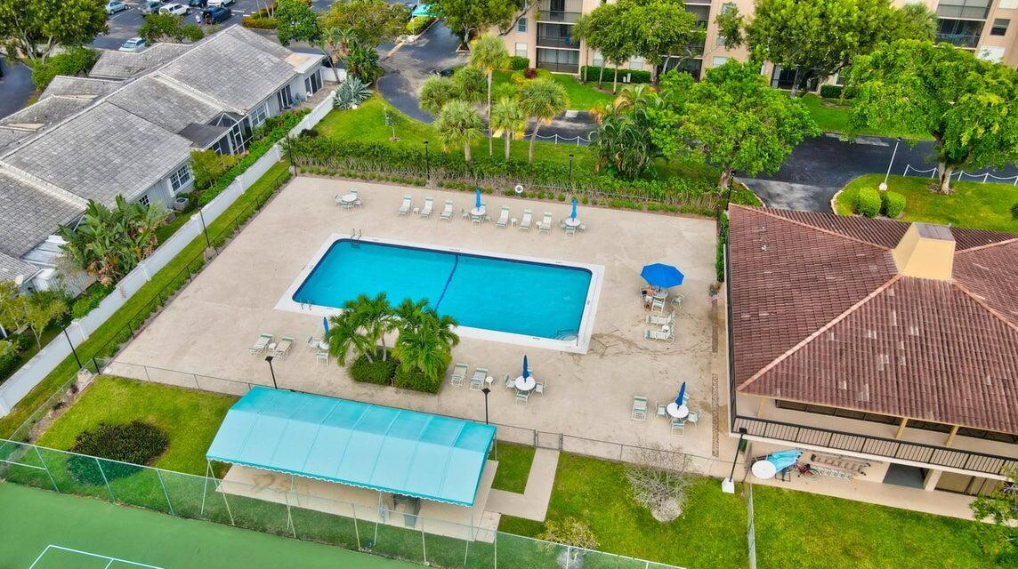 5340 NW 2nd Avenue Ph- 20