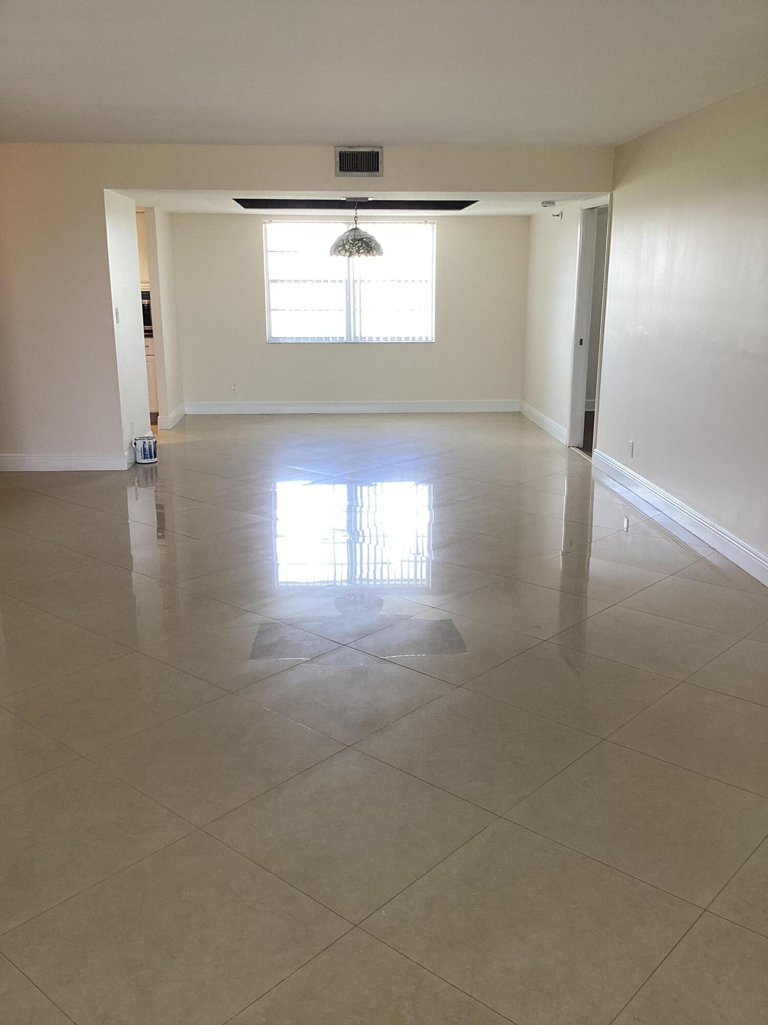 5340 NW 2nd Avenue Ph- 20