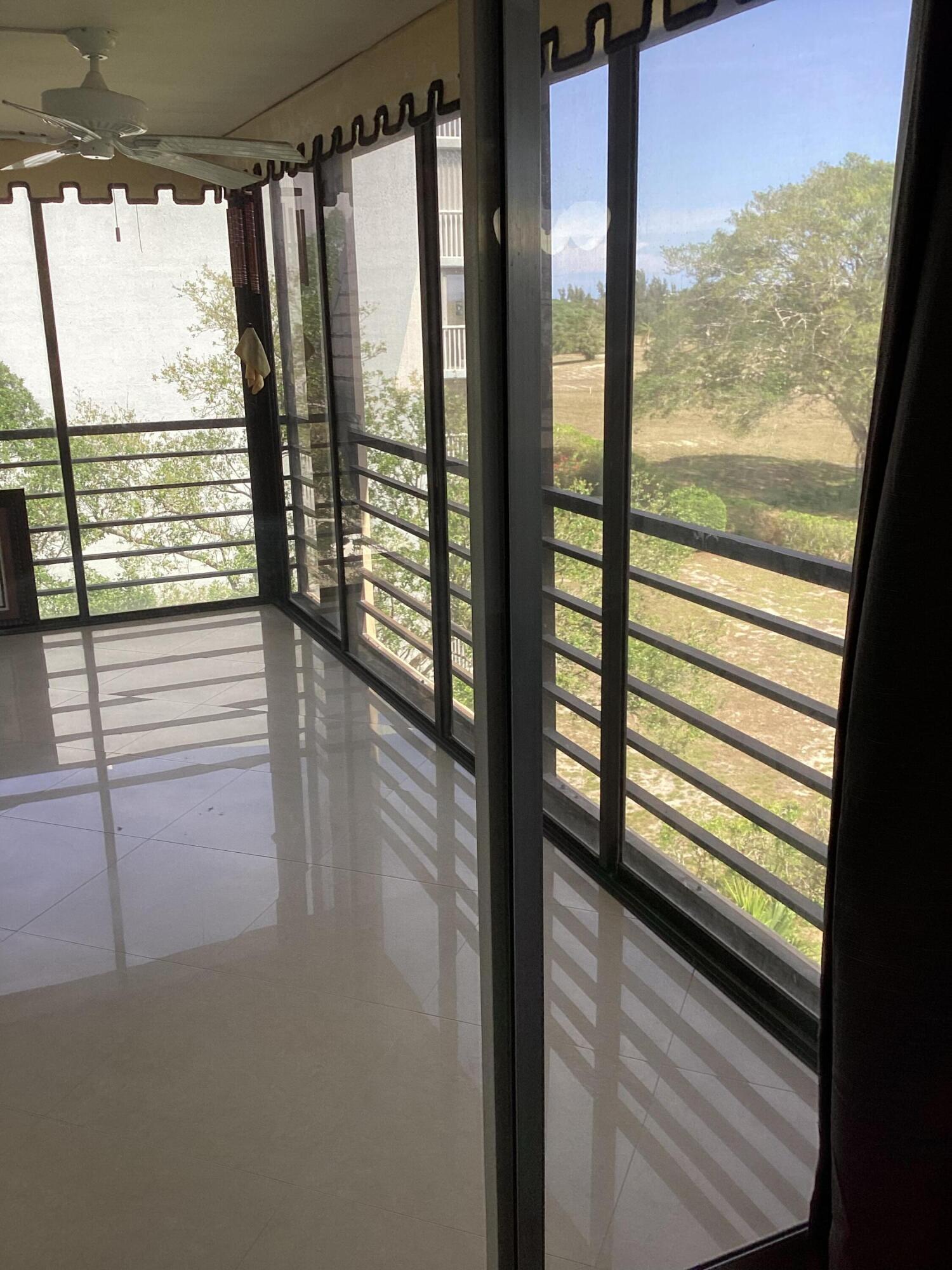 5340 NW 2nd Avenue Ph- 20