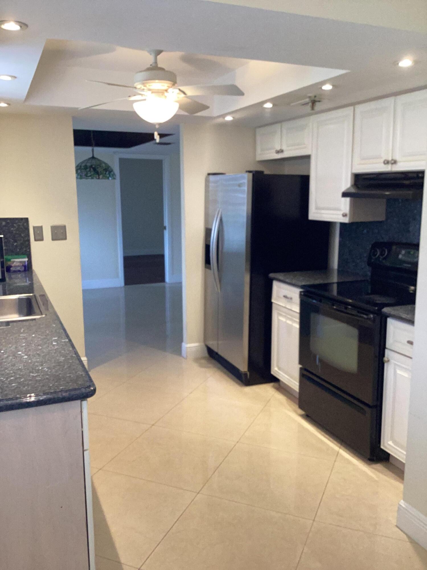 5340 NW 2nd Avenue Ph- 20