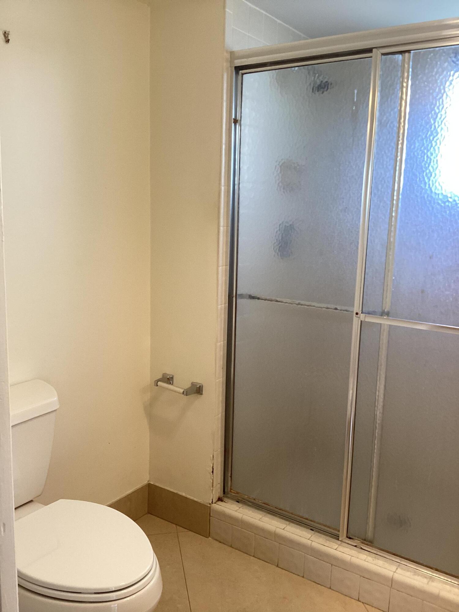 5340 NW 2nd Avenue Ph- 20