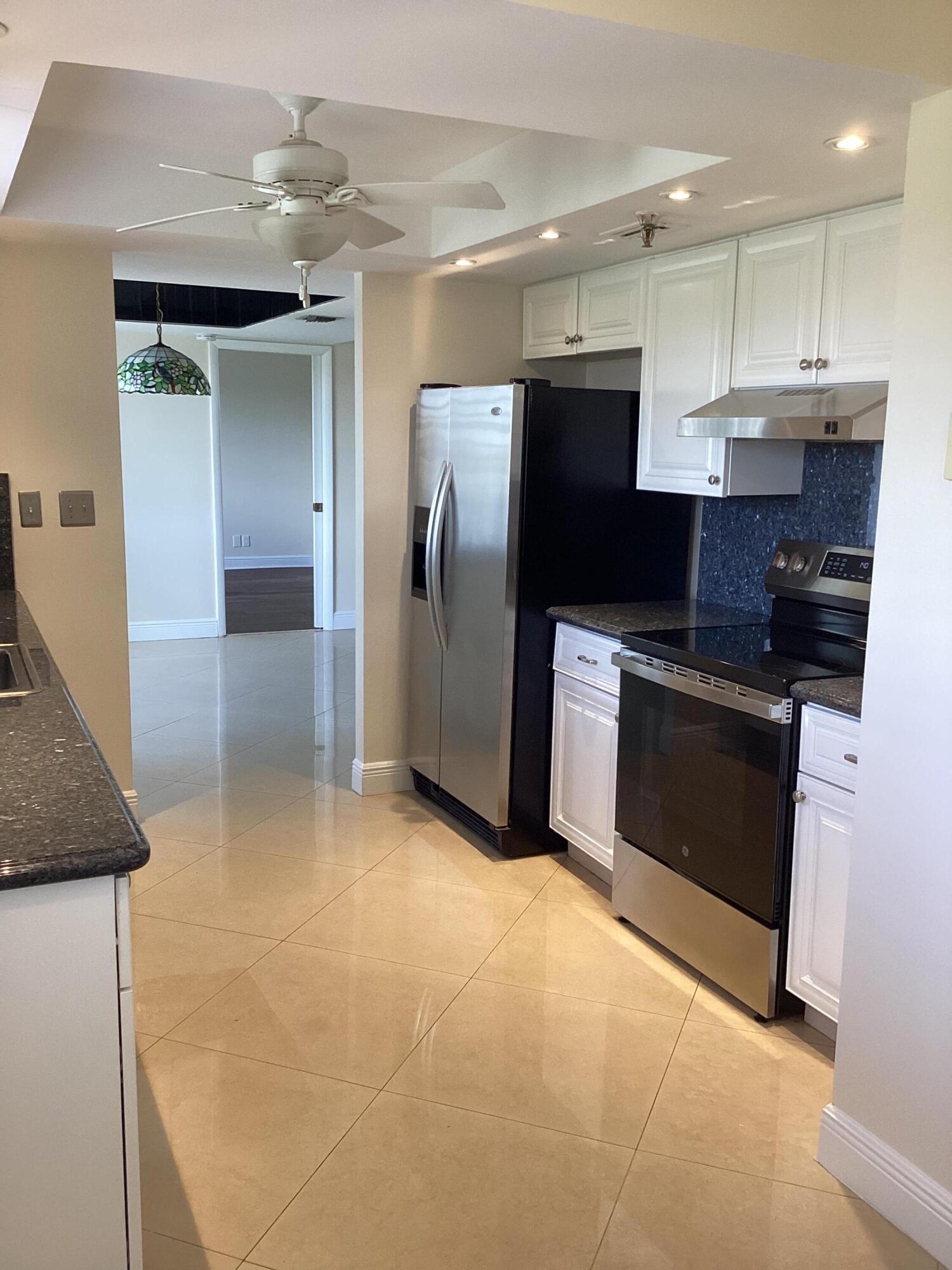 5340 NW 2nd Avenue Ph- 20