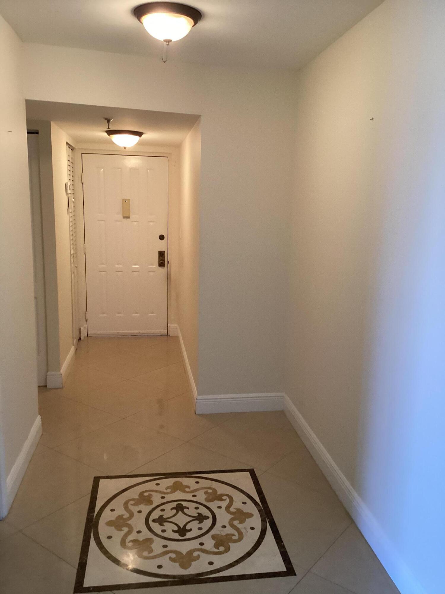 5340 NW 2nd Avenue Ph- 20