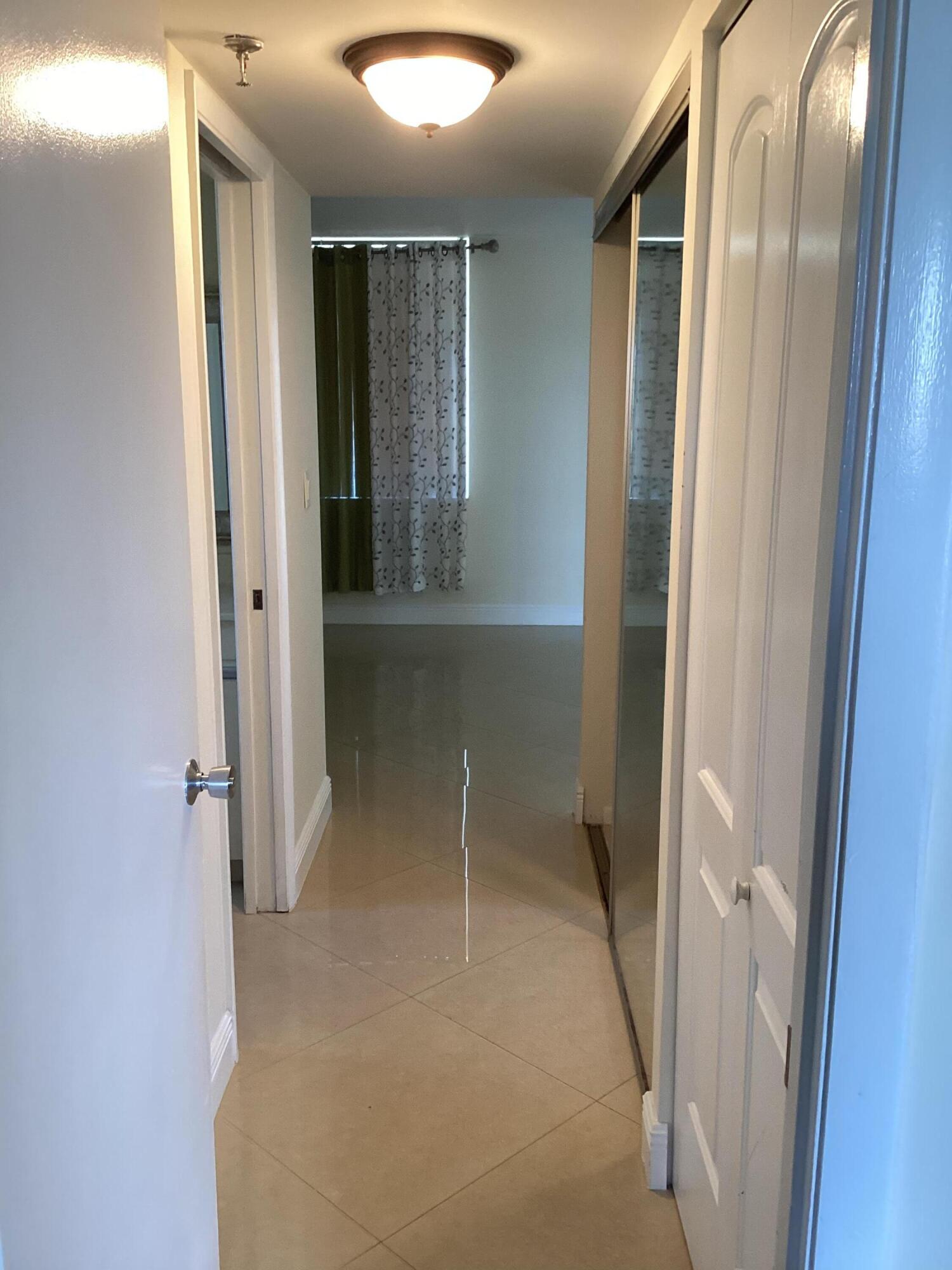 5340 NW 2nd Avenue Ph- 20